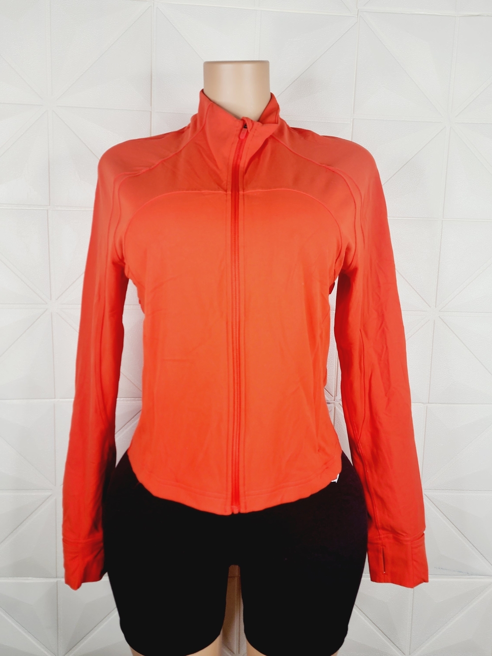 Lululemon Nulu Cropped Define Jacket Size 14